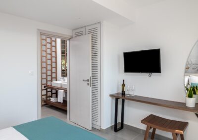 Rhodes Holidays Kellys Apartments First Floor